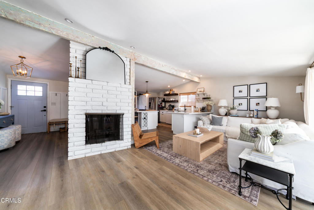 2960 Royal Oaks Drive