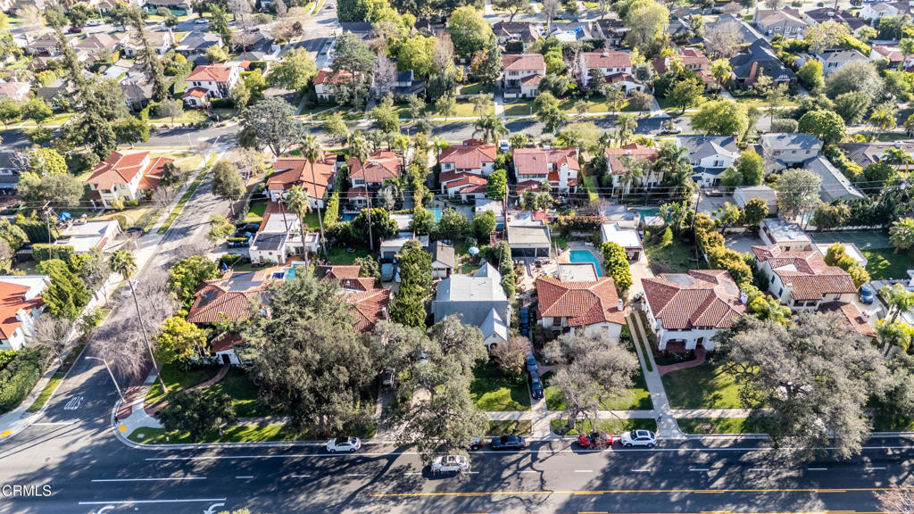 2270 E Orange Grove Boulevard