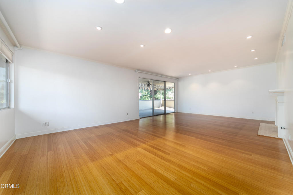 380 S Orange Grove Boulevard 12