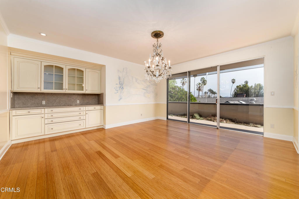 380 S Orange Grove Boulevard 12
