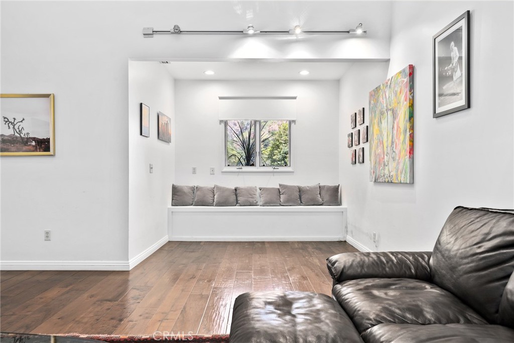 749 Canyon Crest Drive