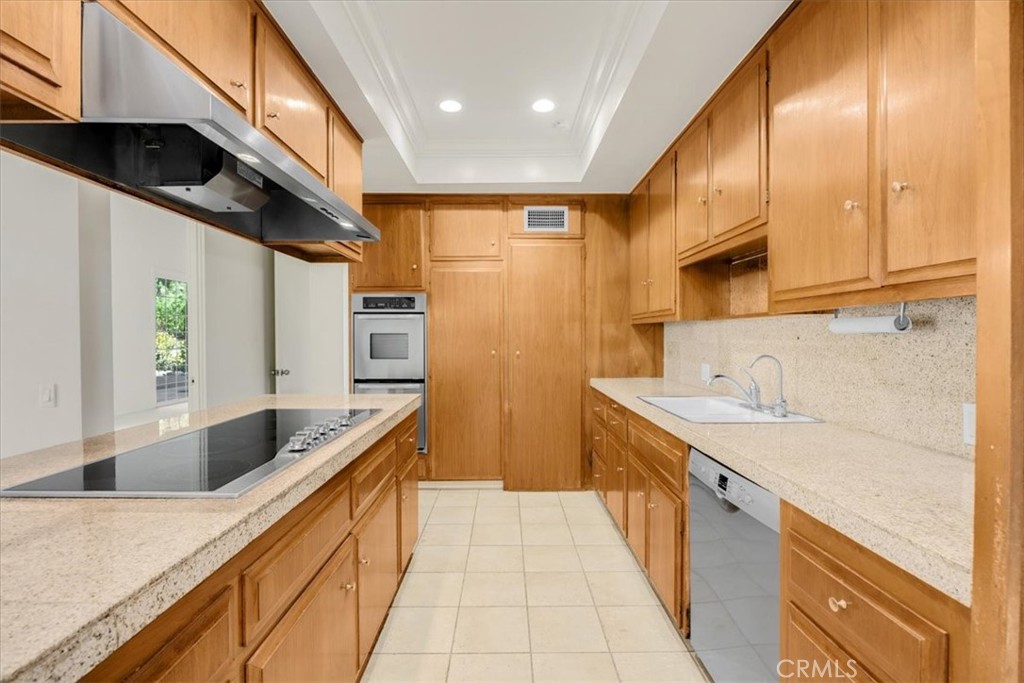 5833 Briartree Drive