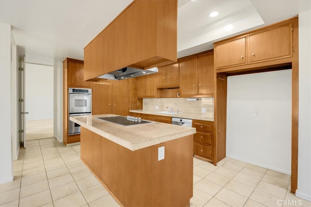 5833 Briartree Drive