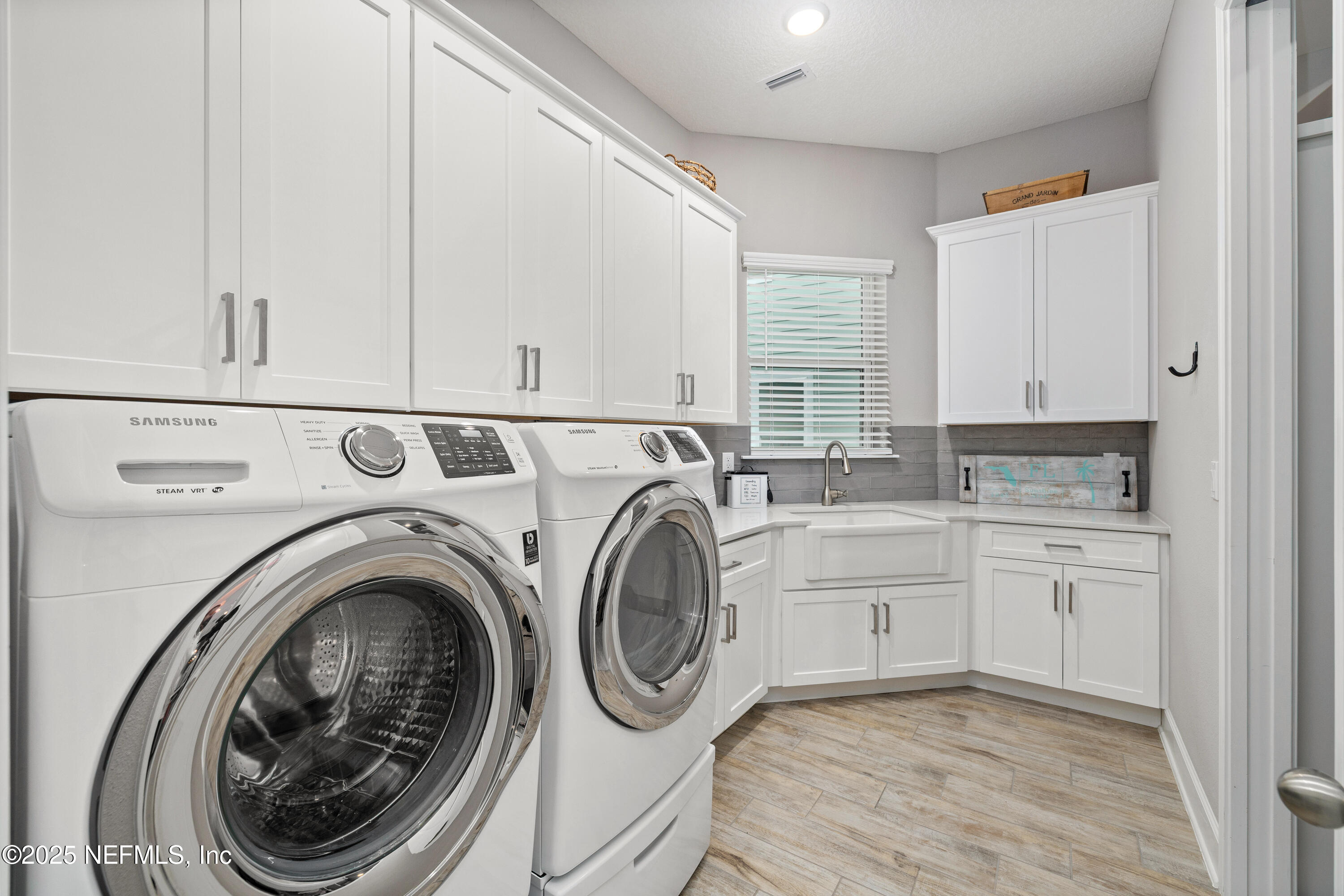 847 CROSSWATER LAKE Drive