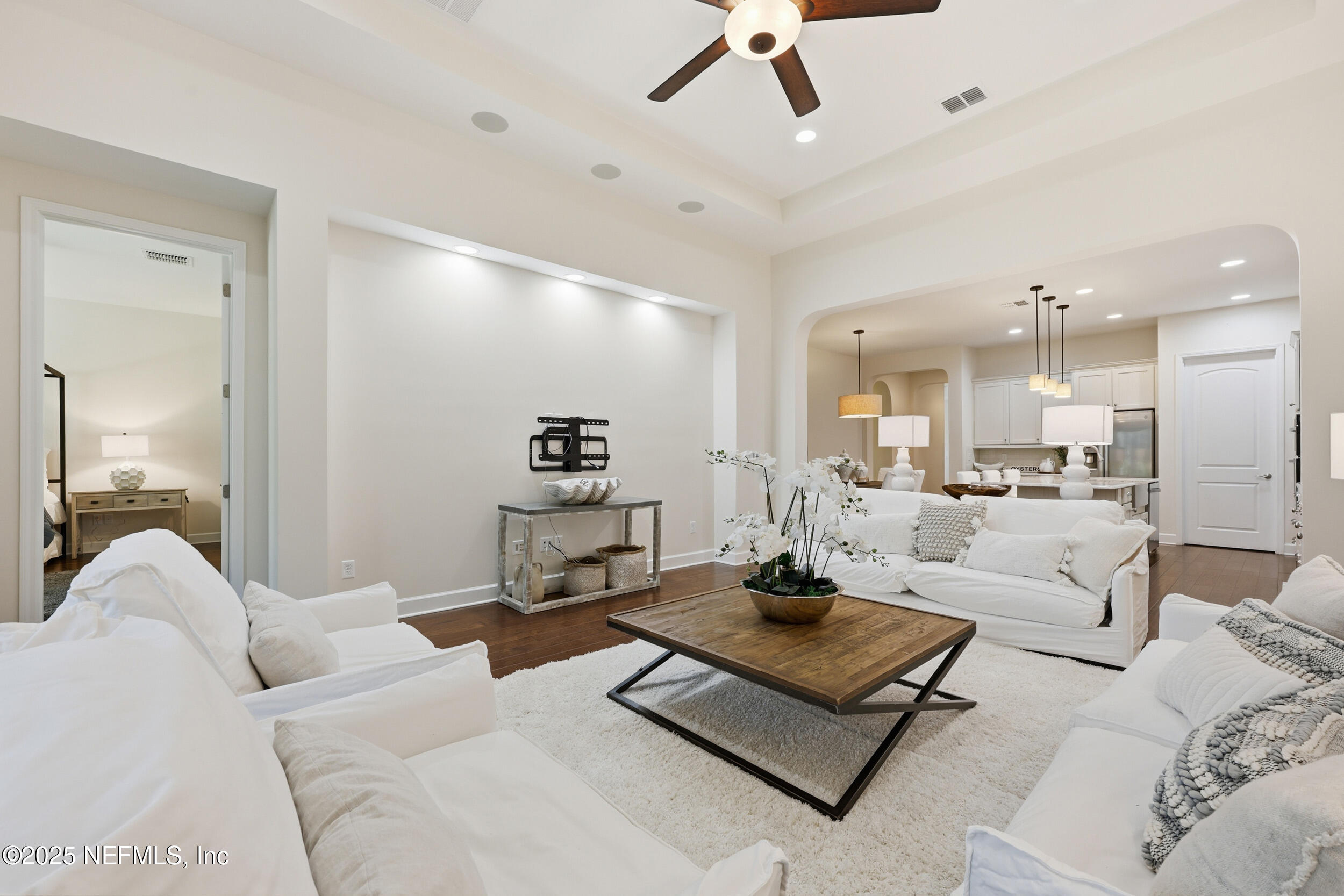 410 WINGSTONE Drive