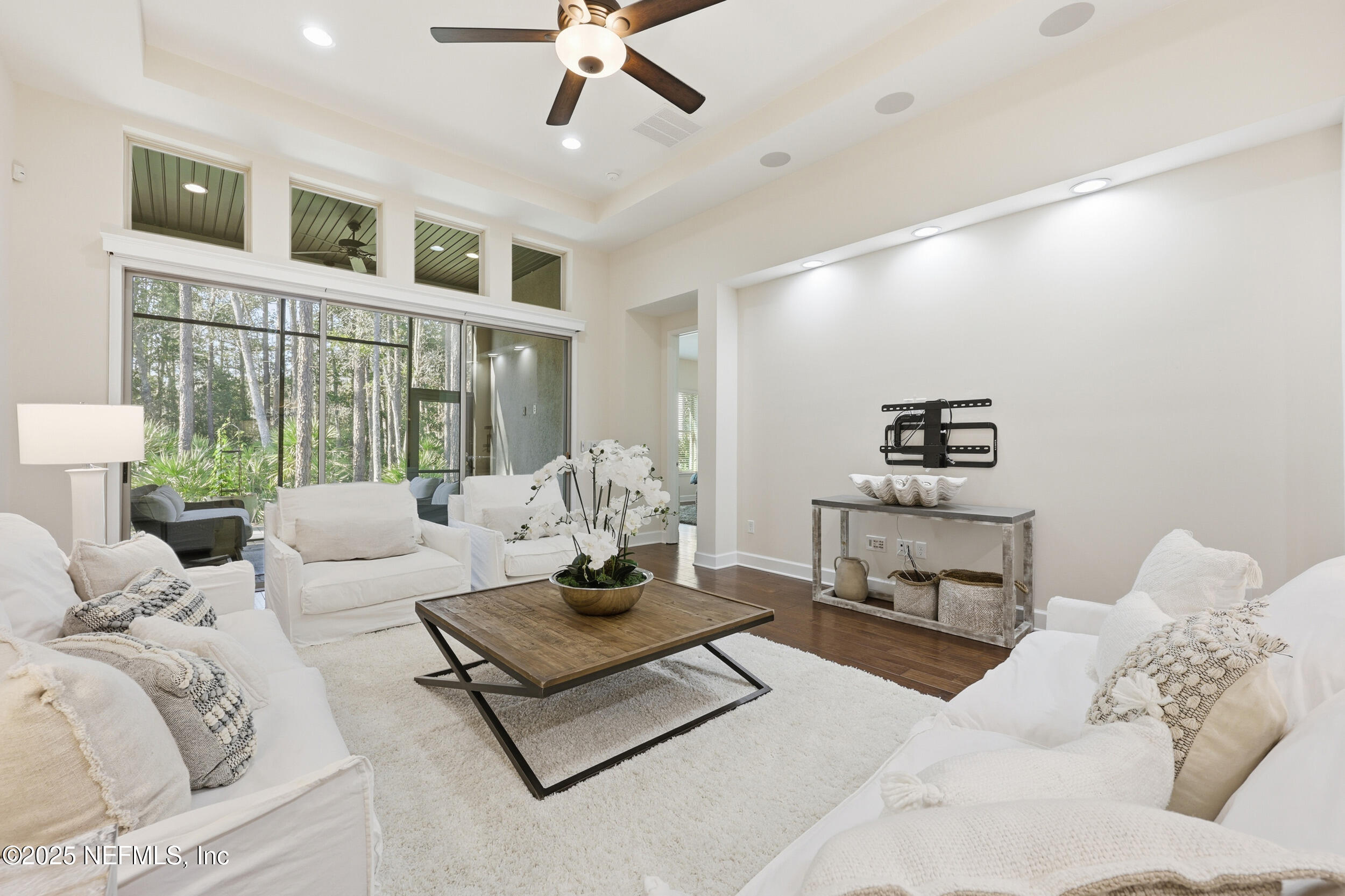 410 WINGSTONE Drive
