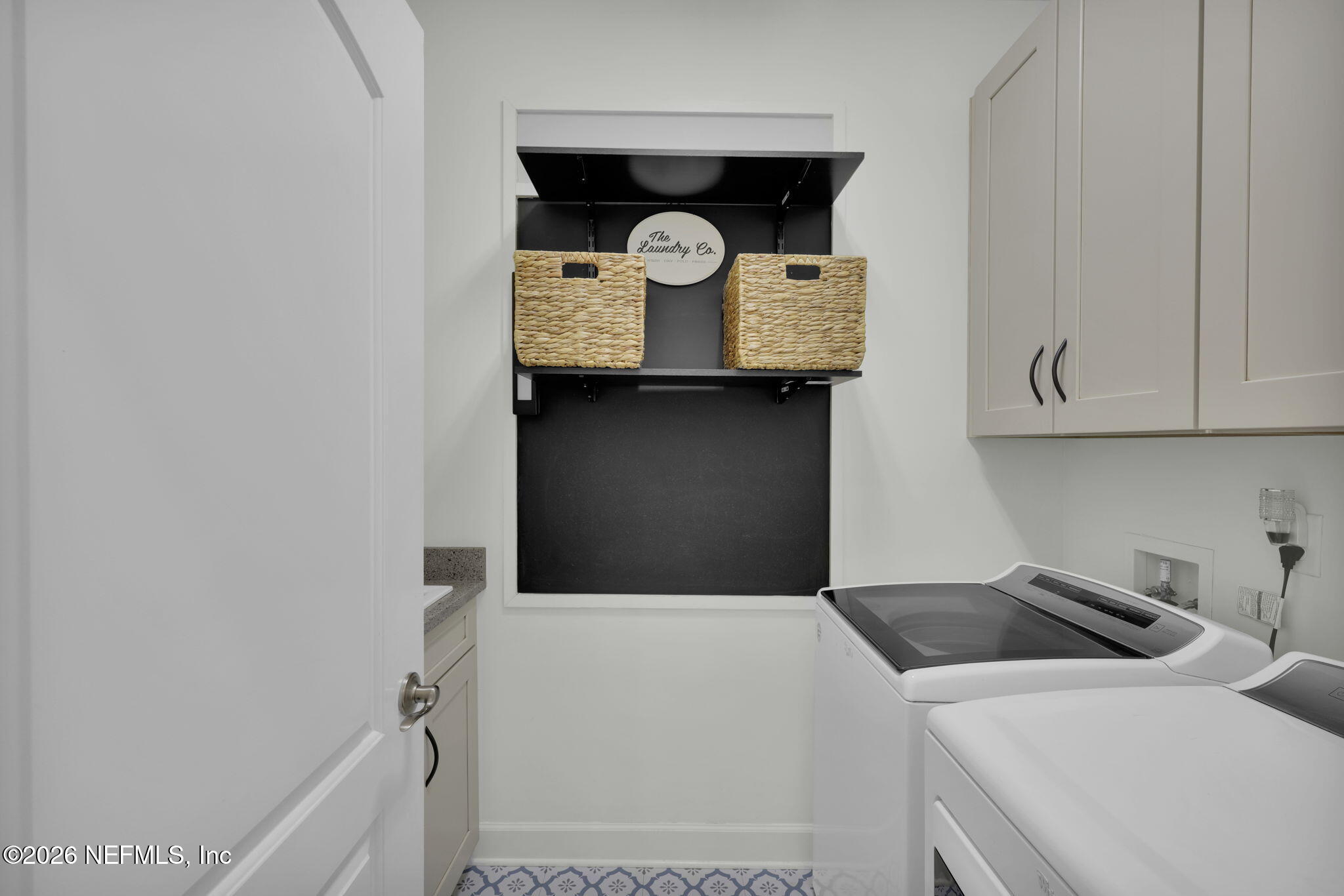 180 CROSS RIDGE Drive