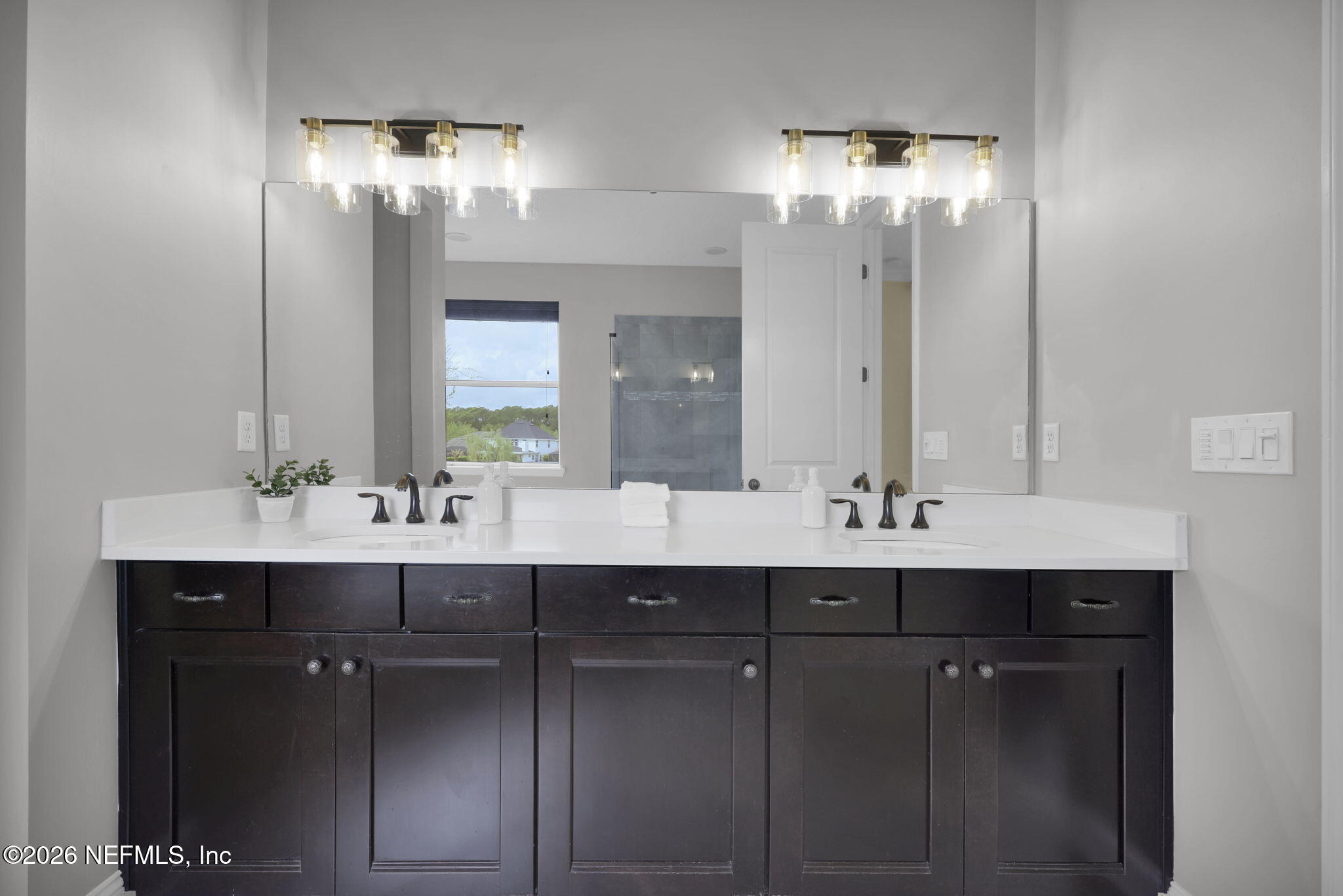 148 SCOTTSDALE Drive