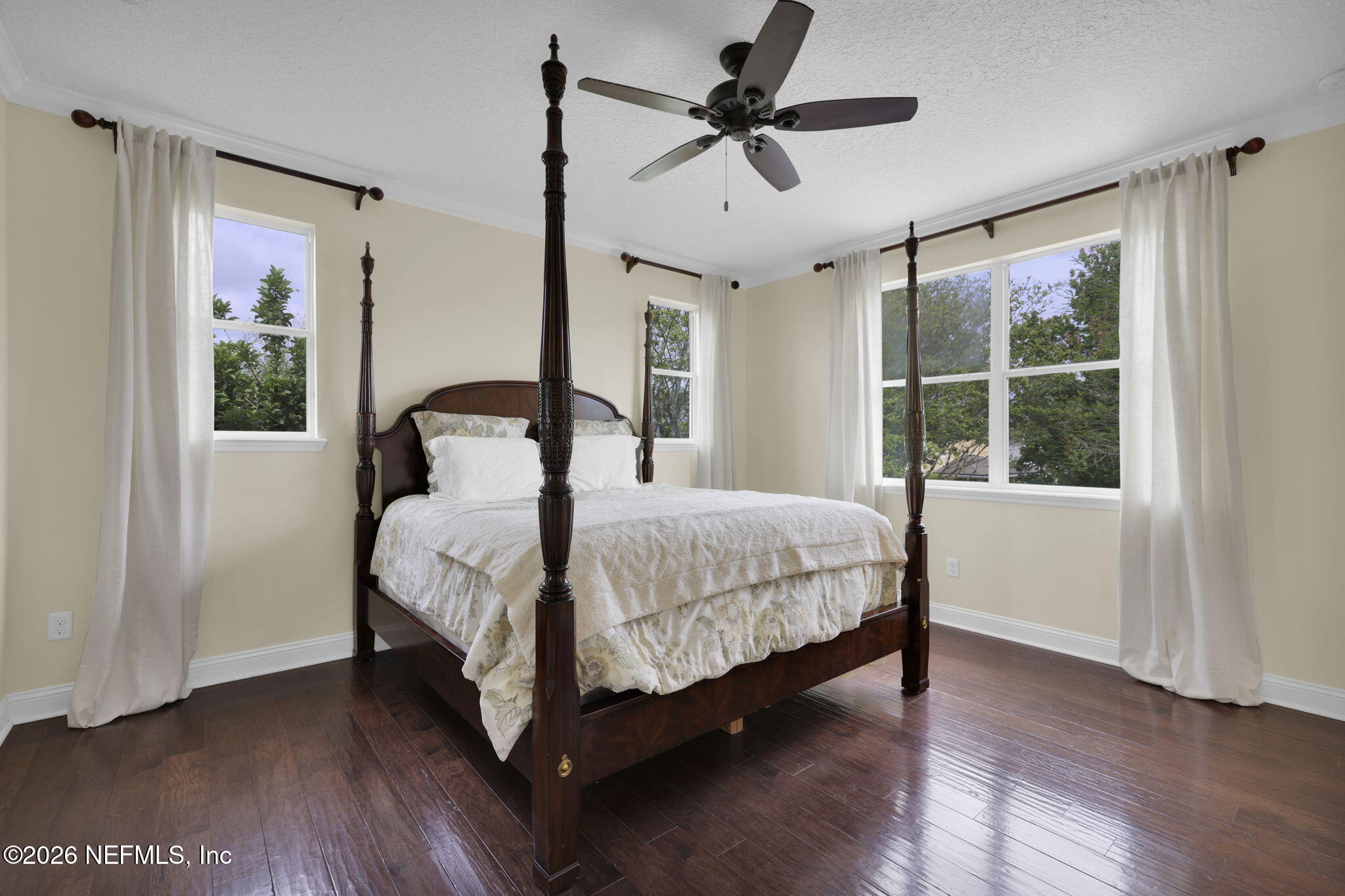 148 SCOTTSDALE Drive