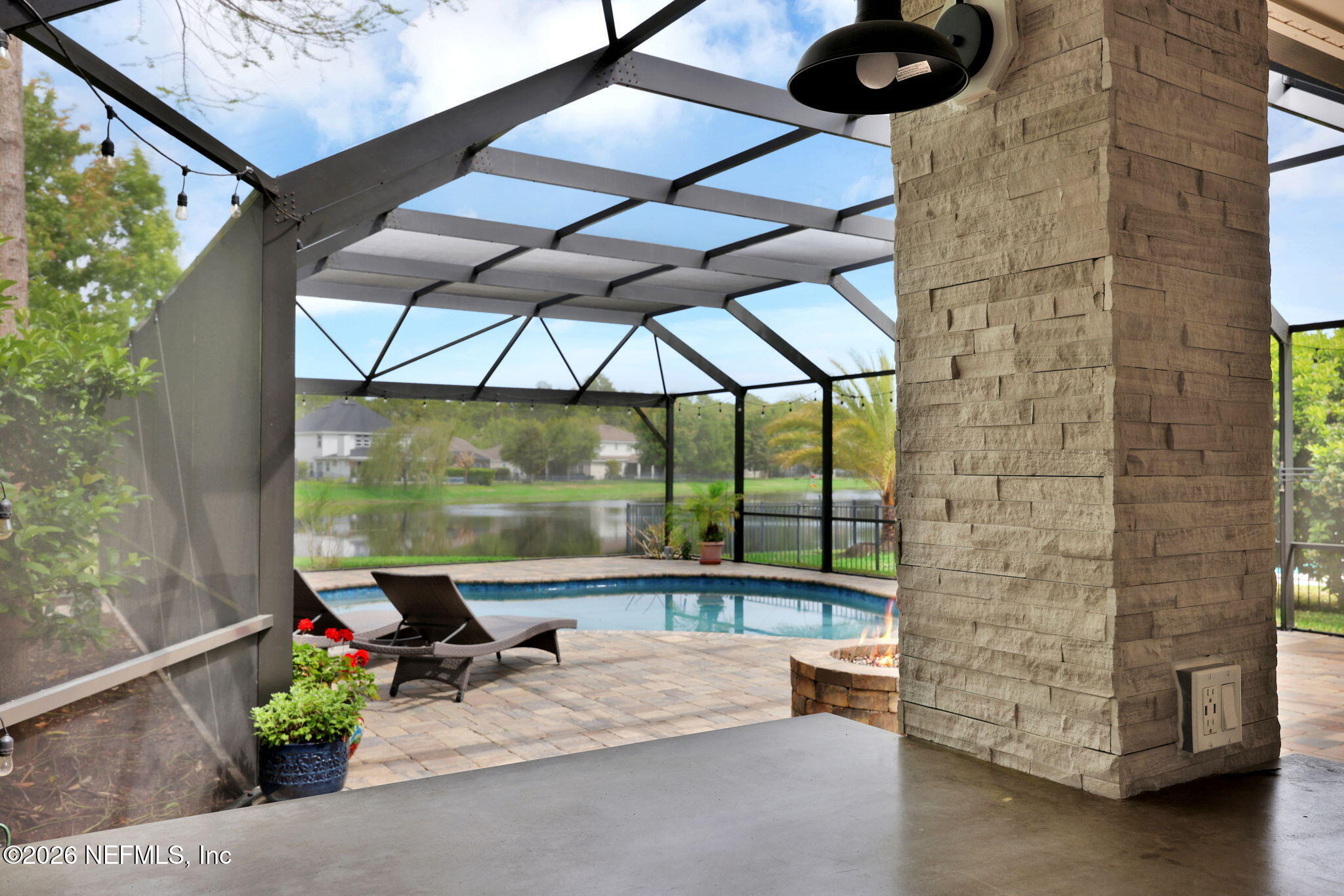 148 SCOTTSDALE Drive