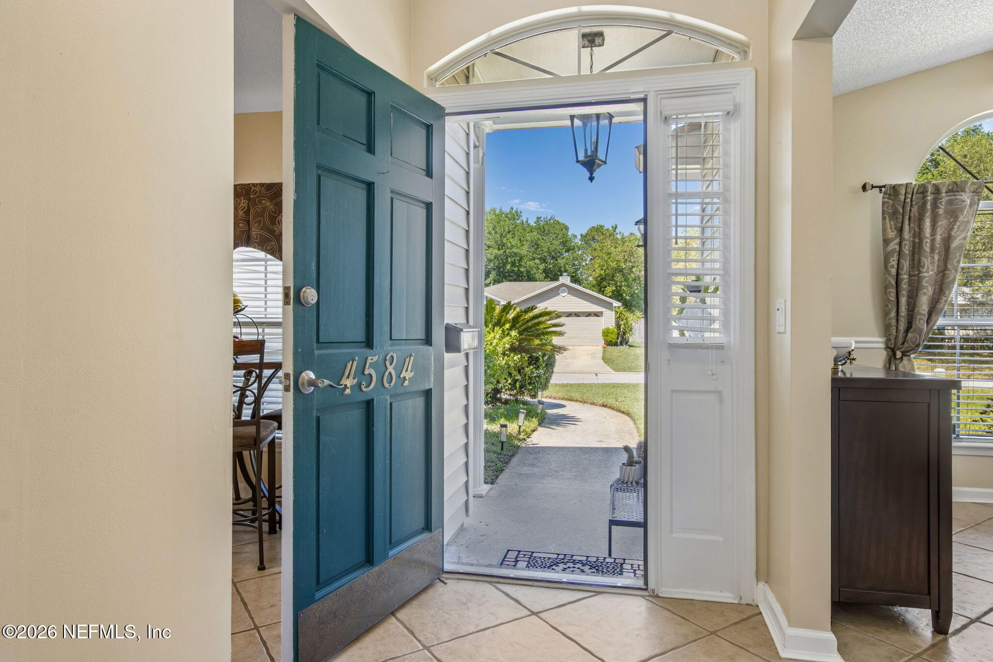 4584 ARROW WIND Lane