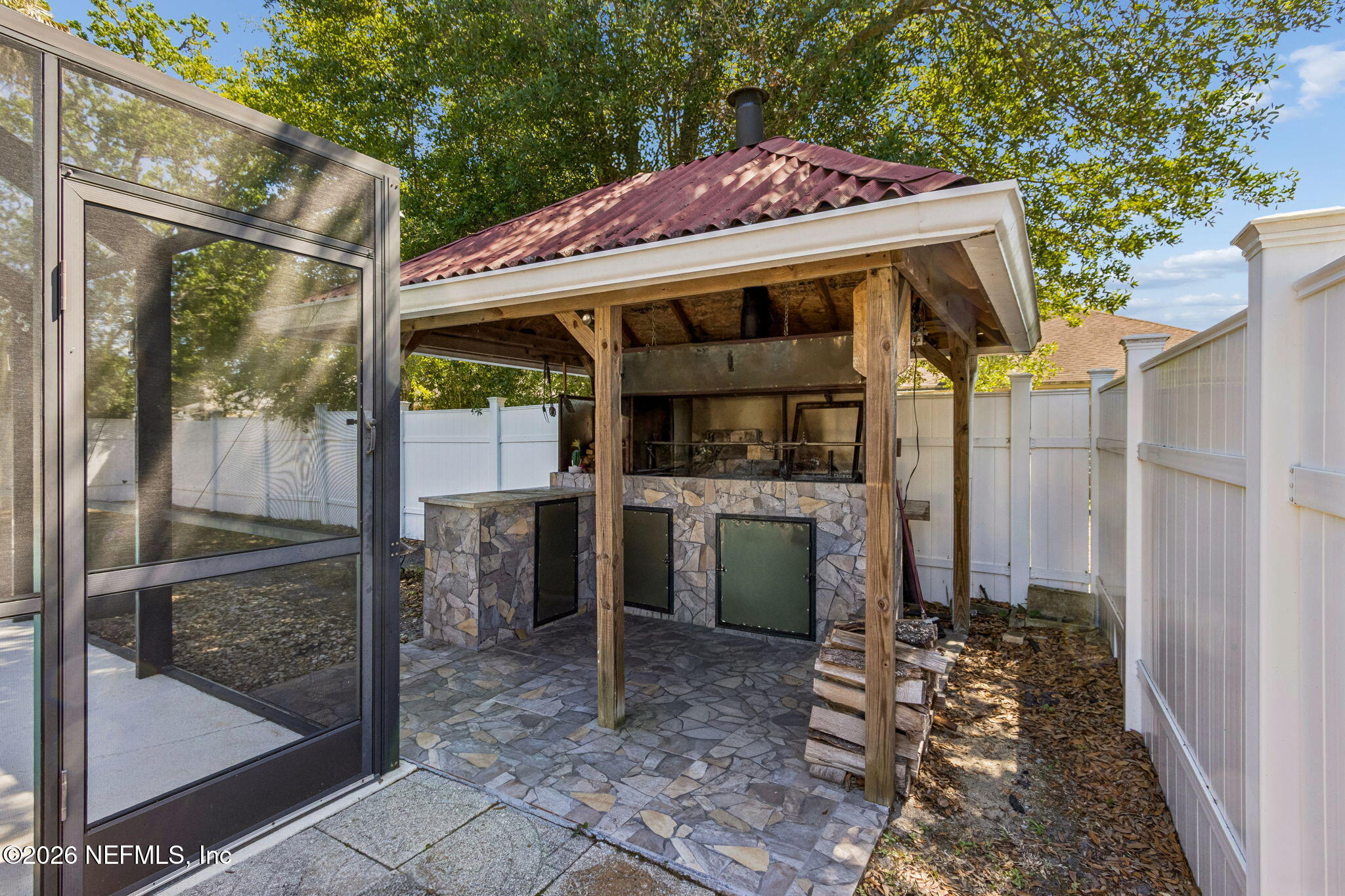 4584 ARROW WIND Lane