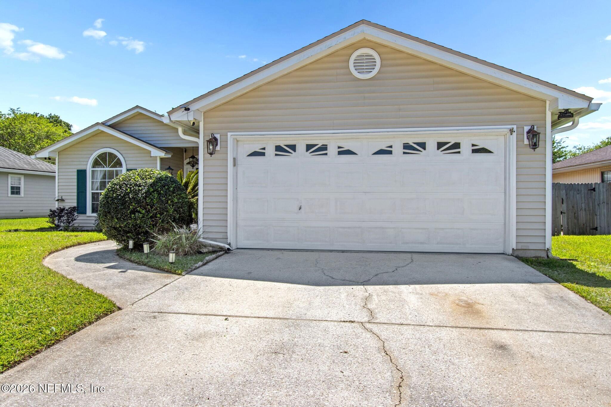 4584 ARROW WIND Lane