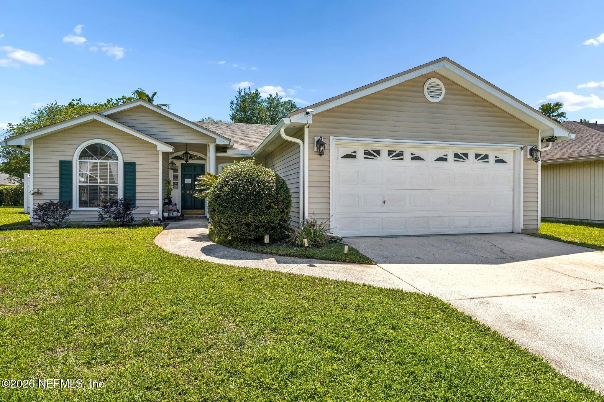 4584 ARROW WIND Lane