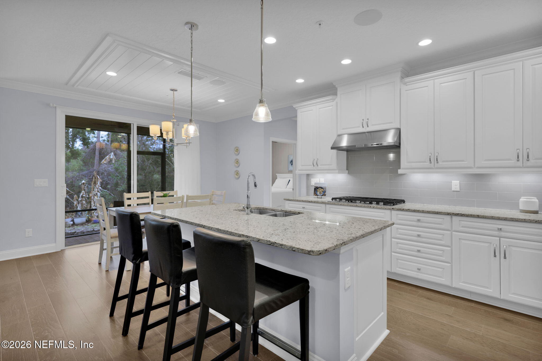 83 OYSTER BAY Way