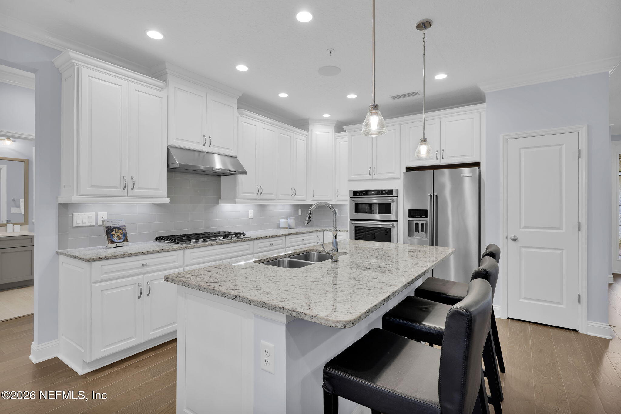 83 OYSTER BAY Way