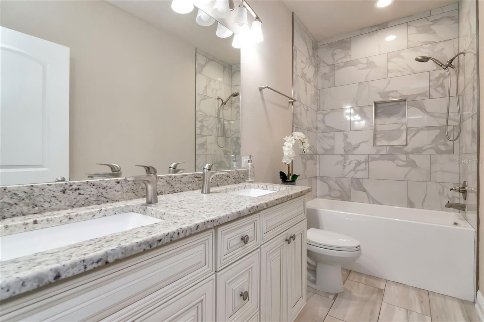 2407 W NORTH B ST #2