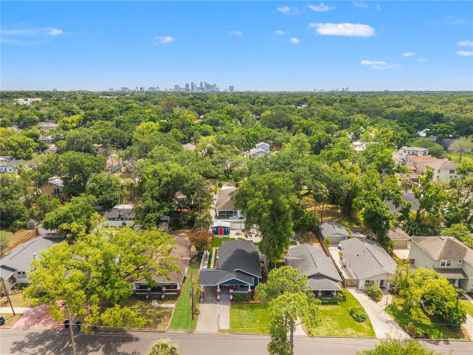 324 W HAYA ST