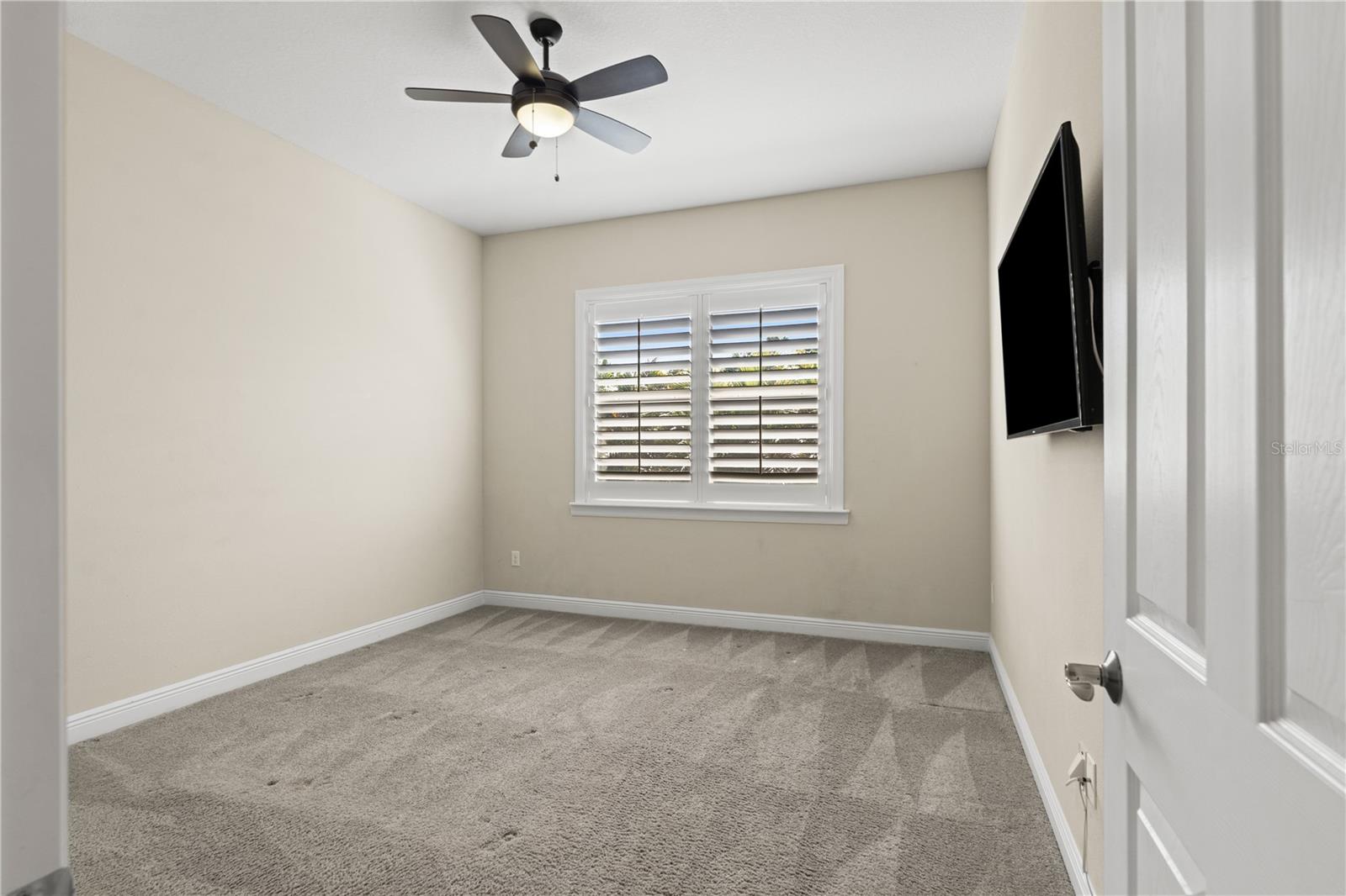 606 S LINCOLN AVE #2