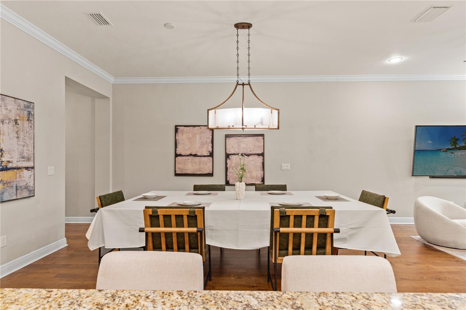 606 S LINCOLN AVE #2