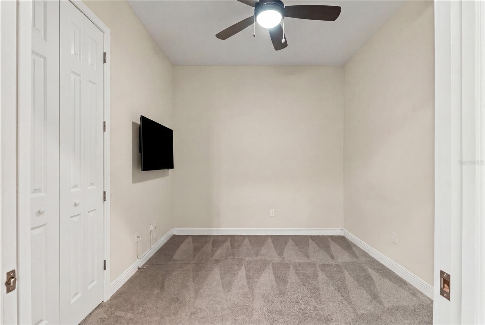 606 S LINCOLN AVE #2
