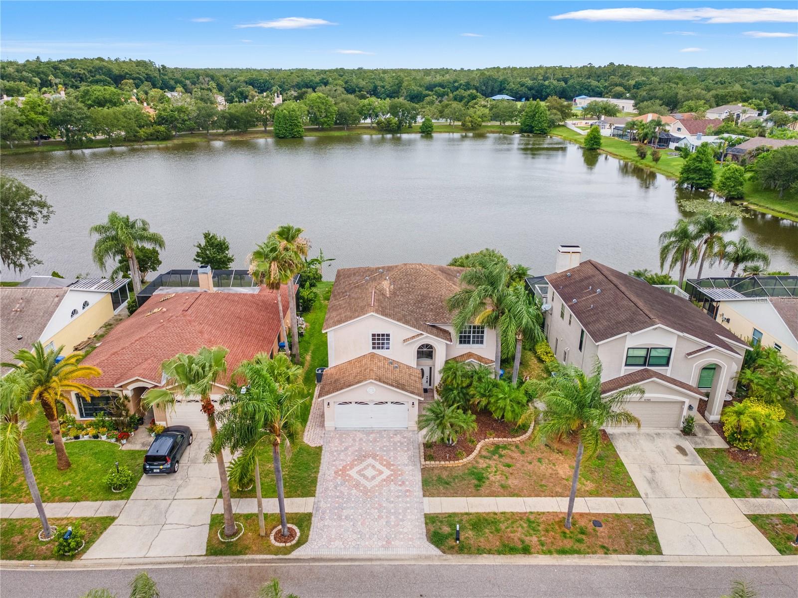 11503 WHISPERING HOLLOW DR