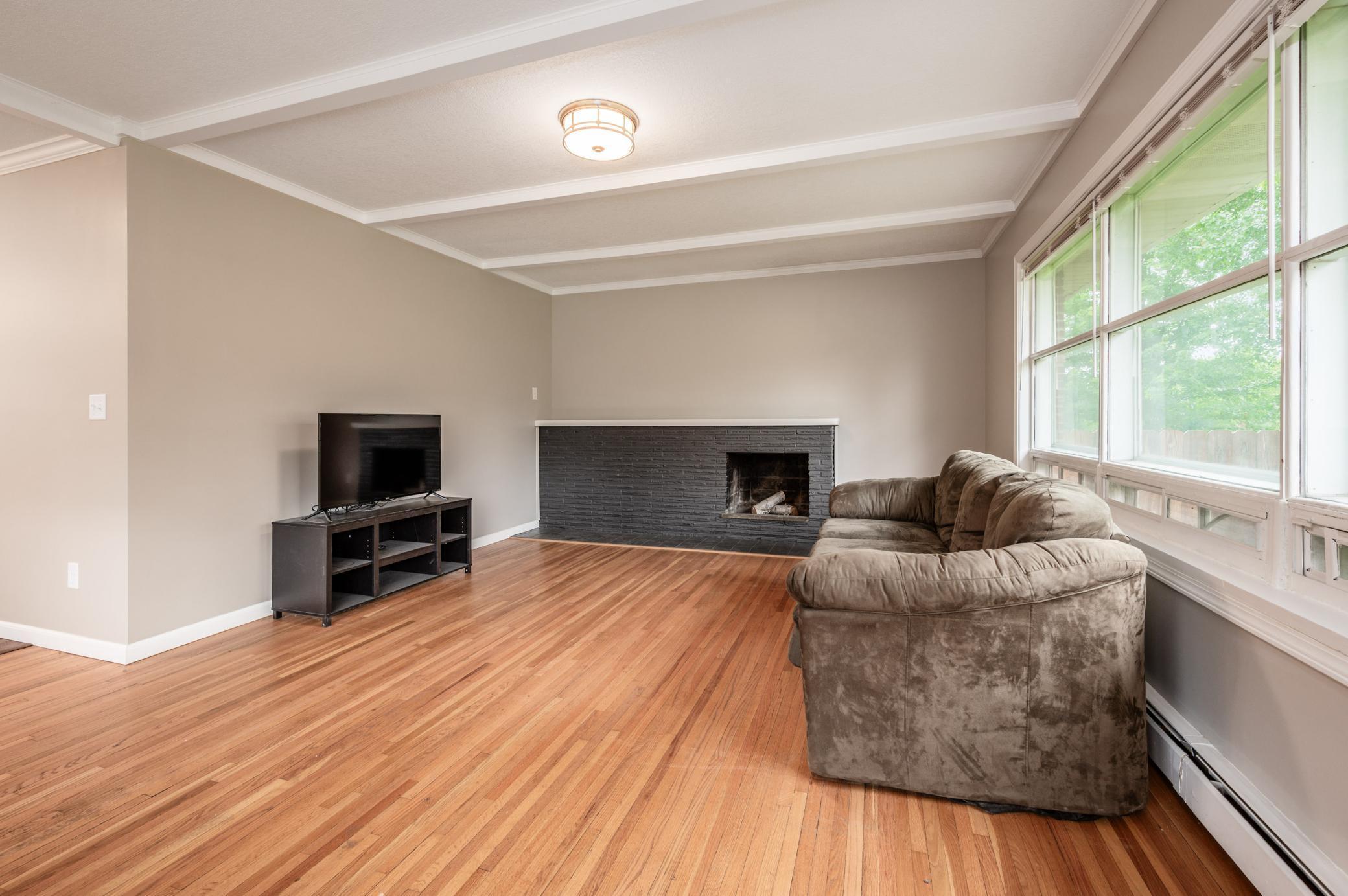 224 S Pokegama Avenue