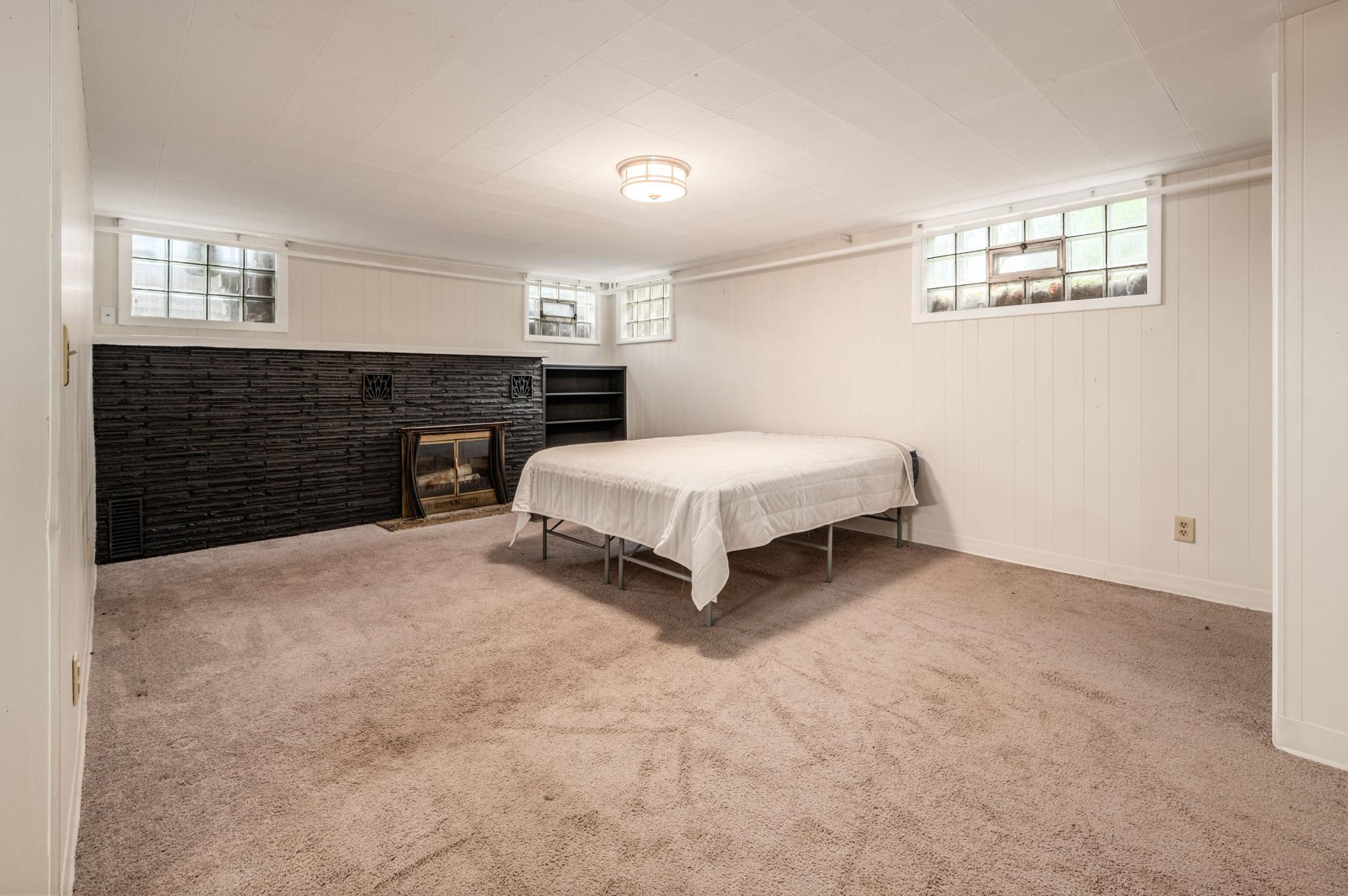 224 S Pokegama Avenue