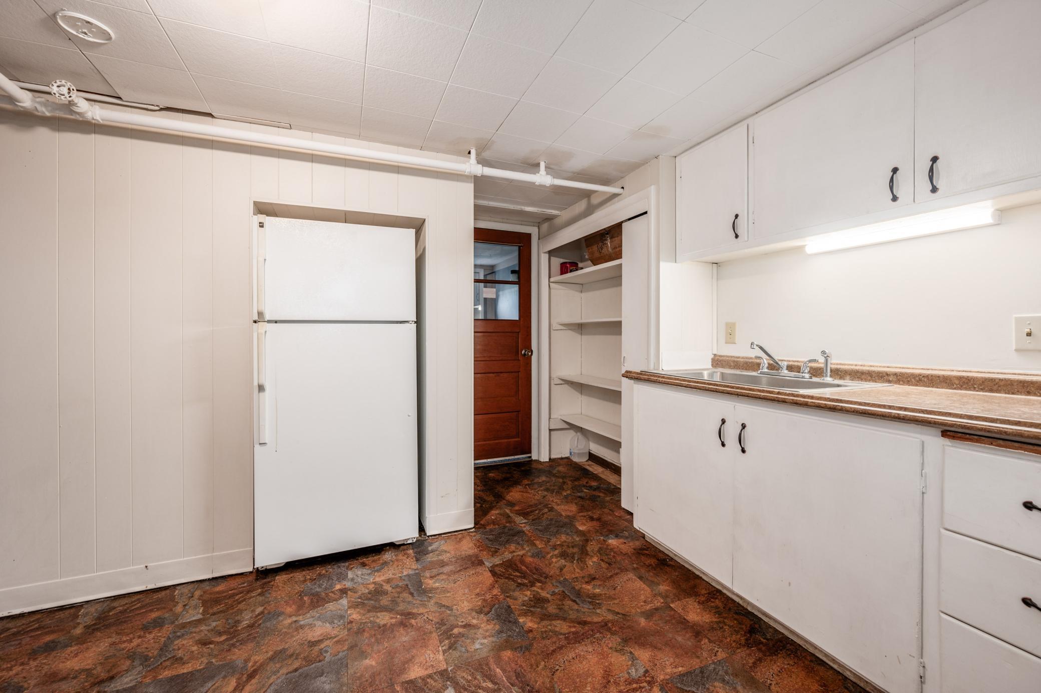 224 S Pokegama Avenue