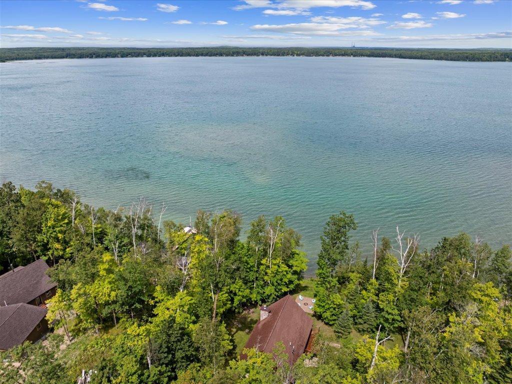 38374 Sissebakwet Shore Road