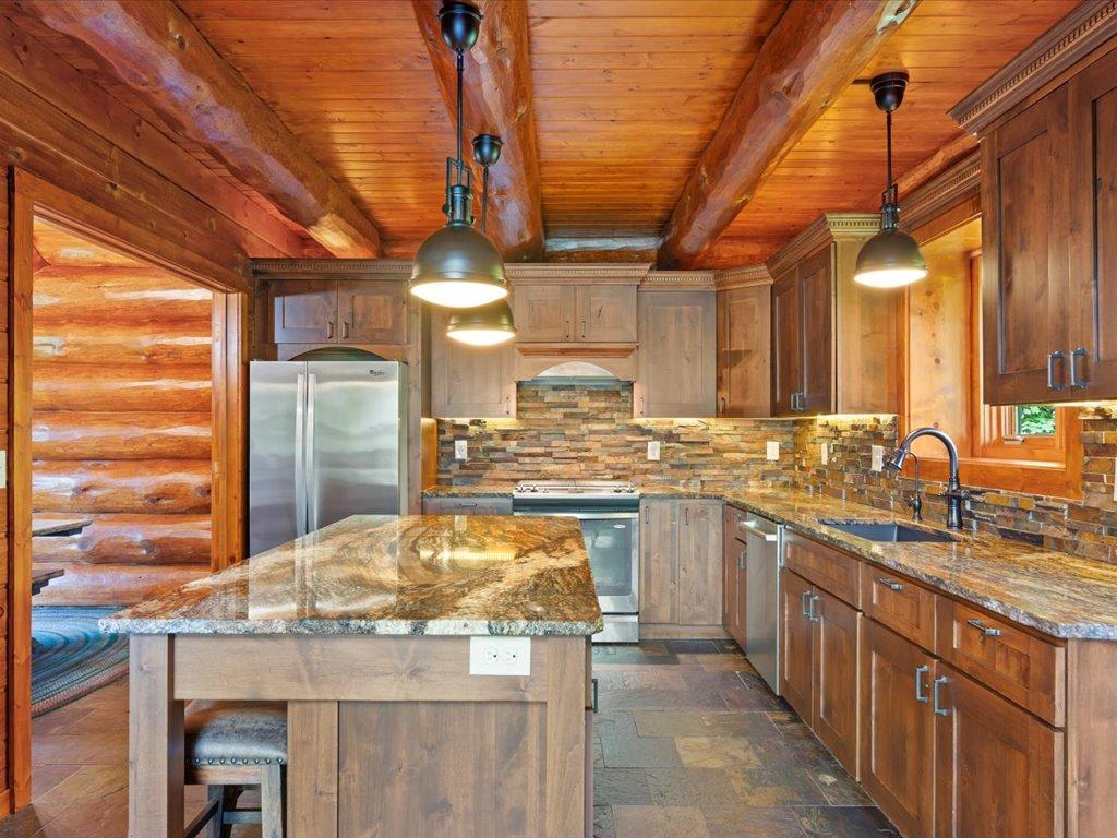 38374 Sissebakwet Shore Road