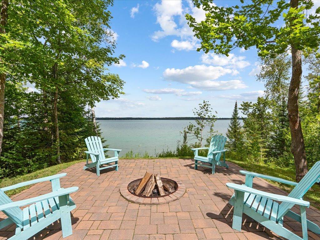 38374 Sissebakwet Shore Road