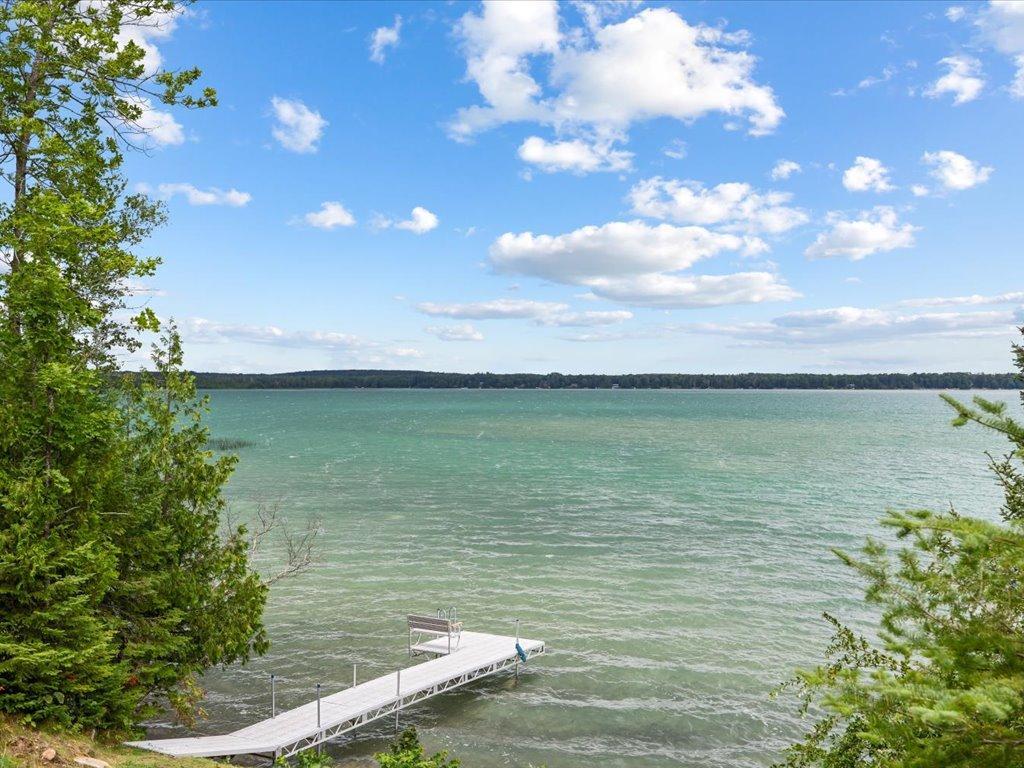 38374 Sissebakwet Shore Road