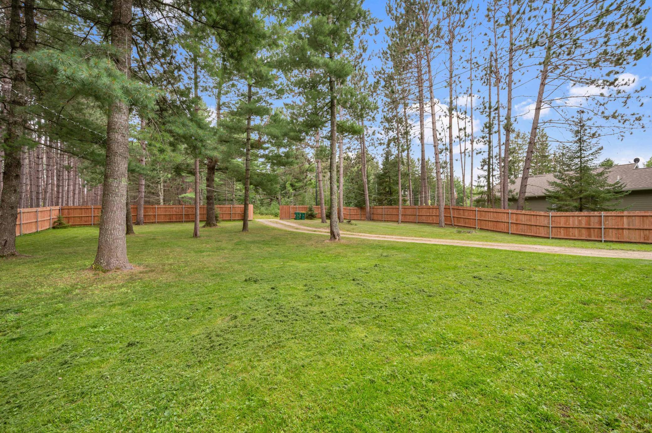 1103 Lakewood Lane