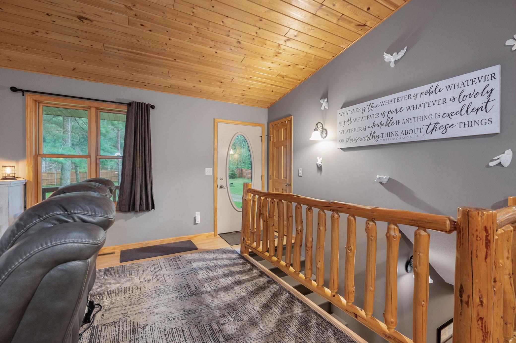 1103 Lakewood Lane