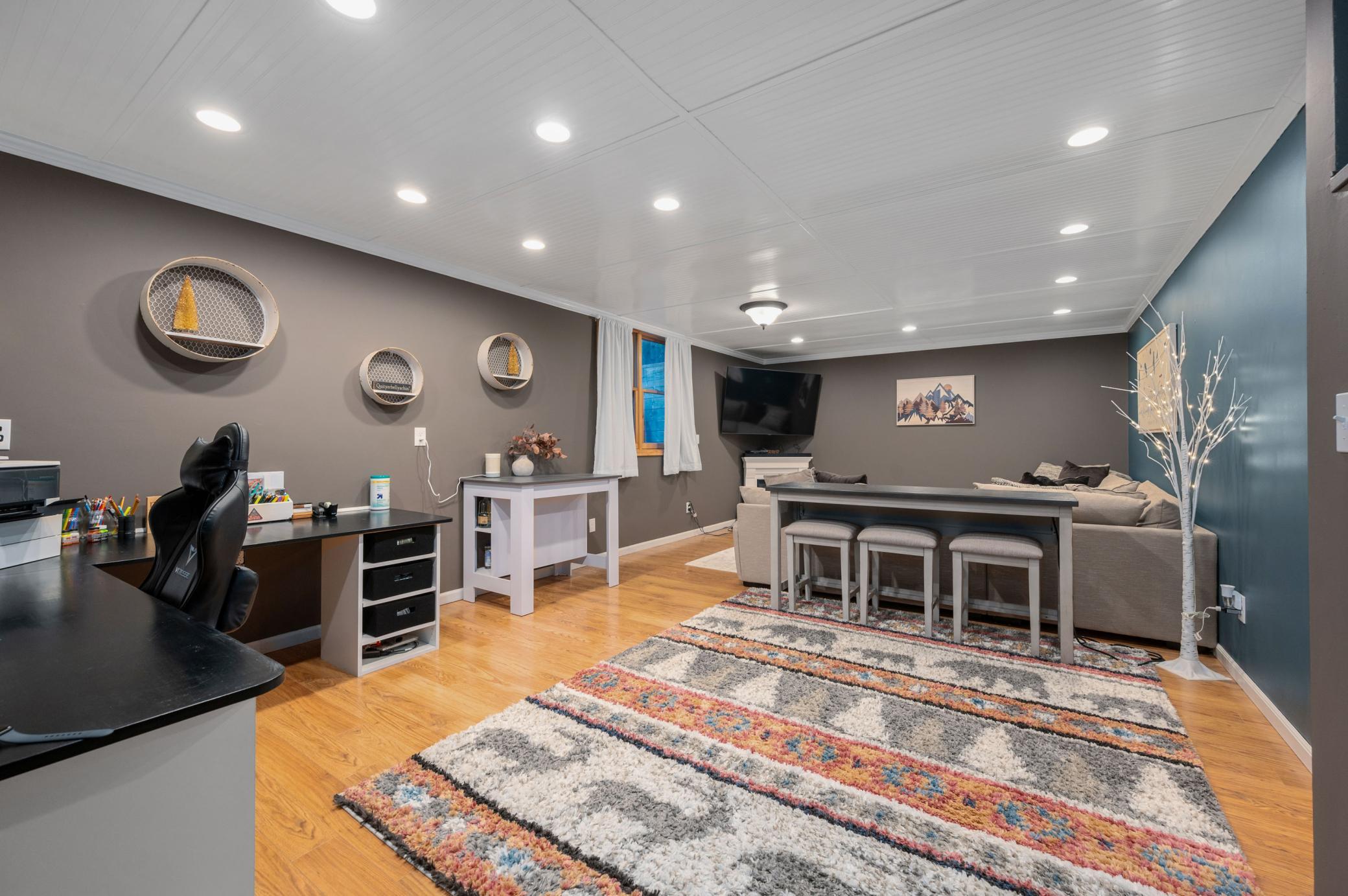 1103 Lakewood Lane