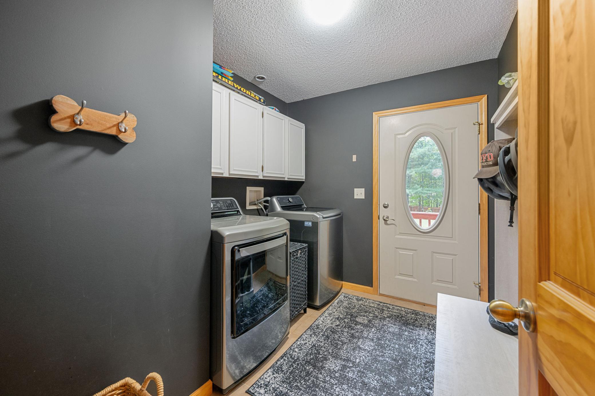 1103 Lakewood Lane