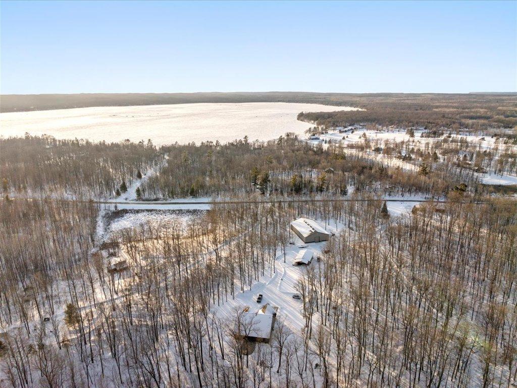 37232 Twin Fawns Lane