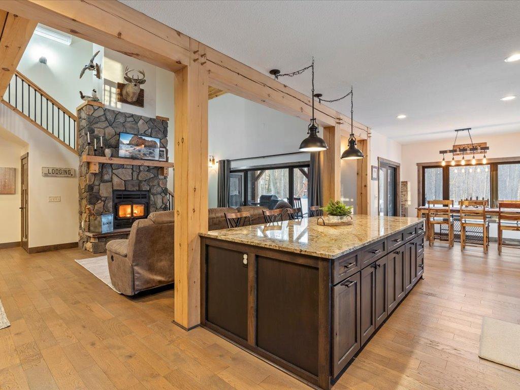 37232 Twin Fawns Lane