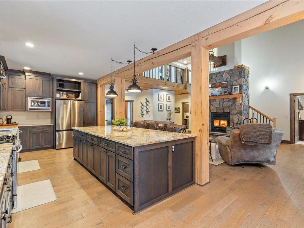 37232 Twin Fawns Lane