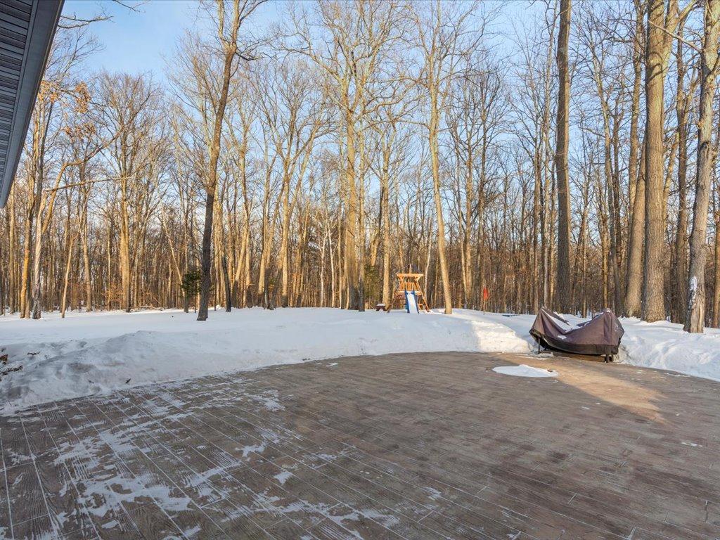 37232 Twin Fawns Lane