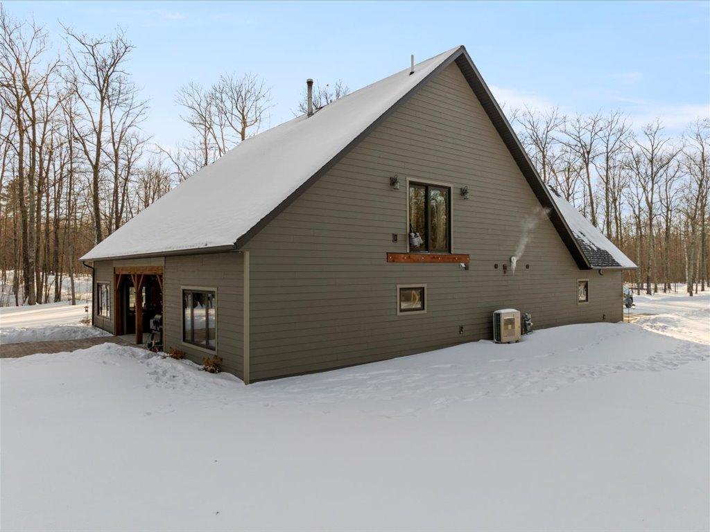 37232 Twin Fawns Lane