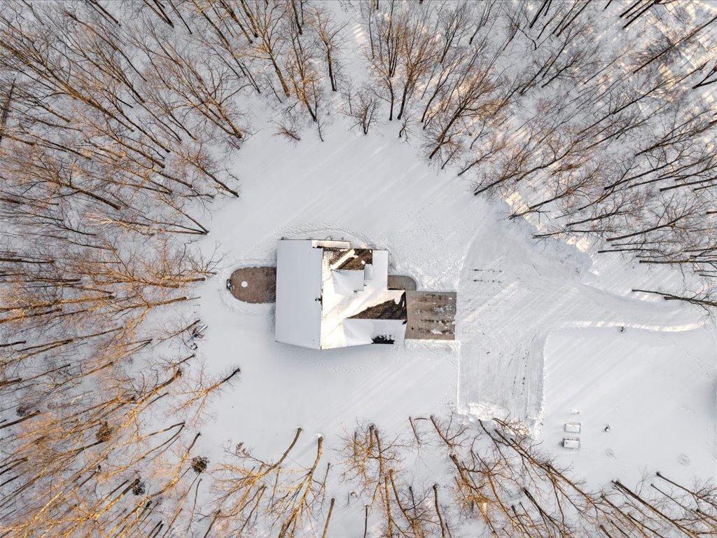 37232 Twin Fawns Lane