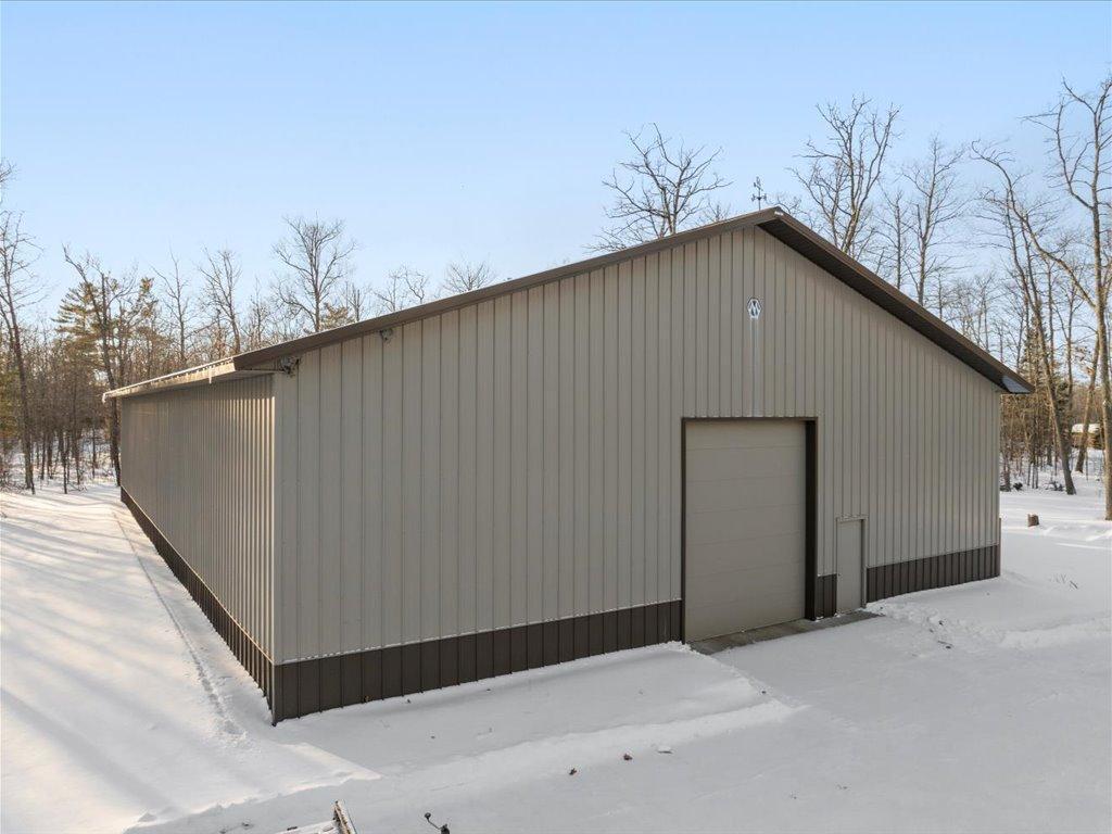 37232 Twin Fawns Lane