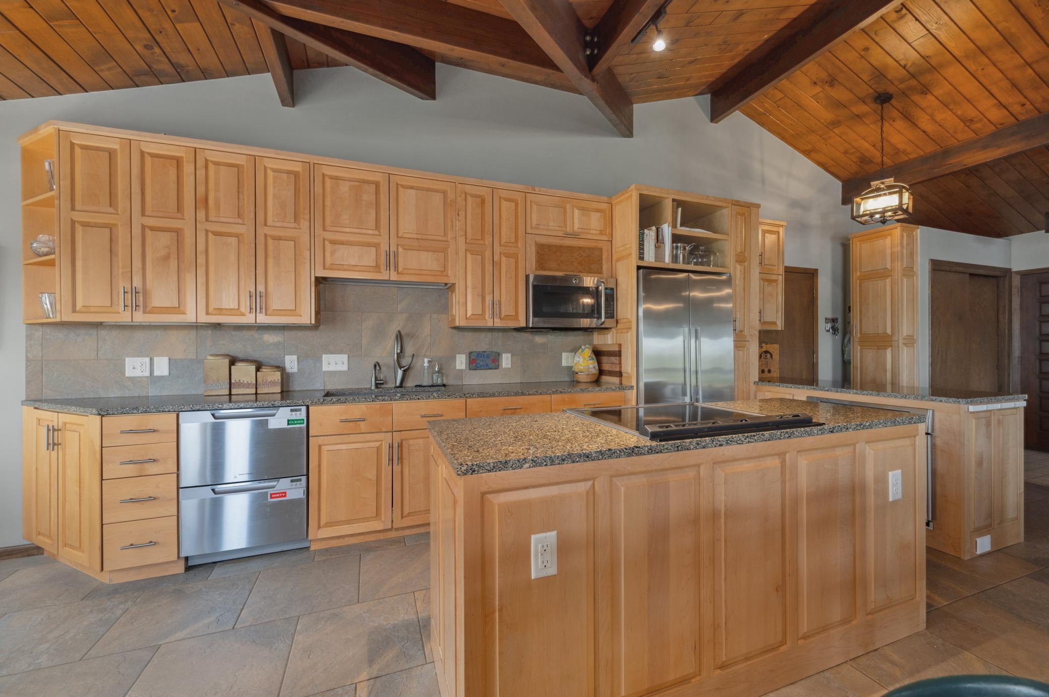 2008 Knollwood Drive