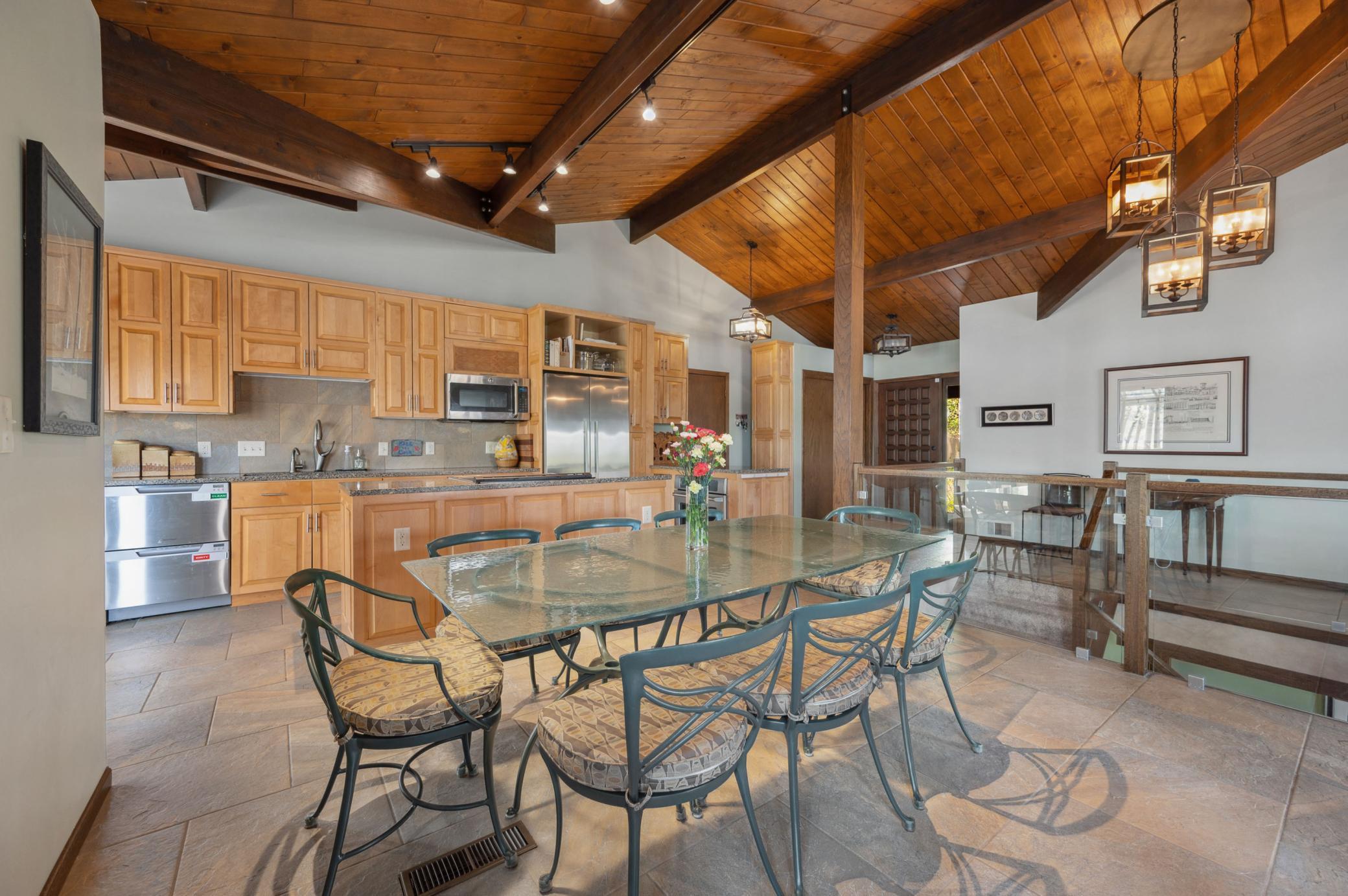 2008 Knollwood Drive