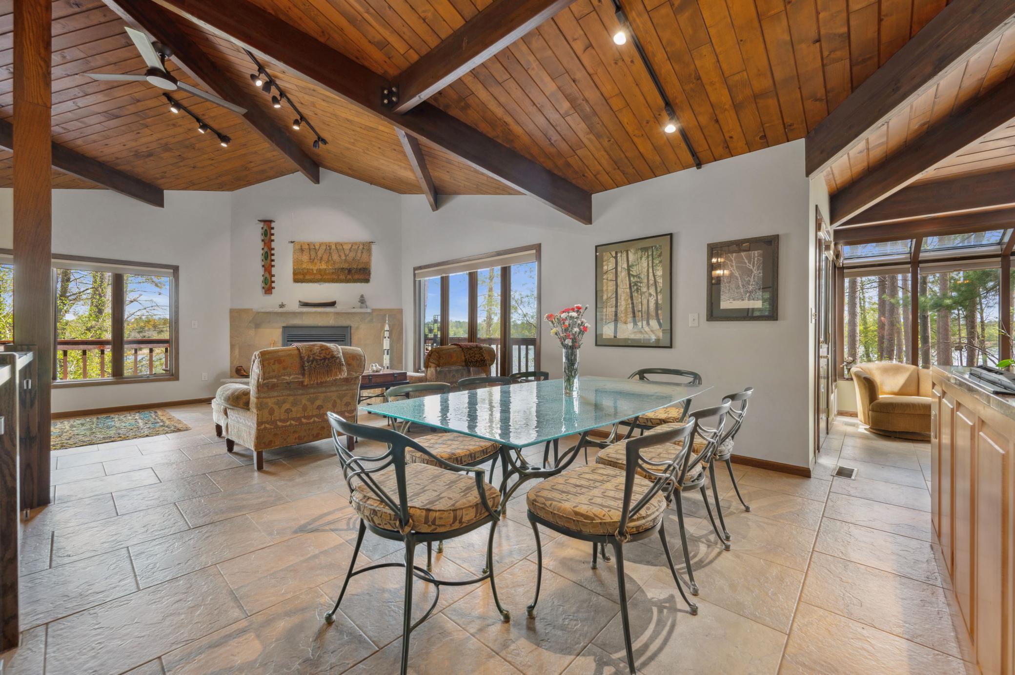 2008 Knollwood Drive