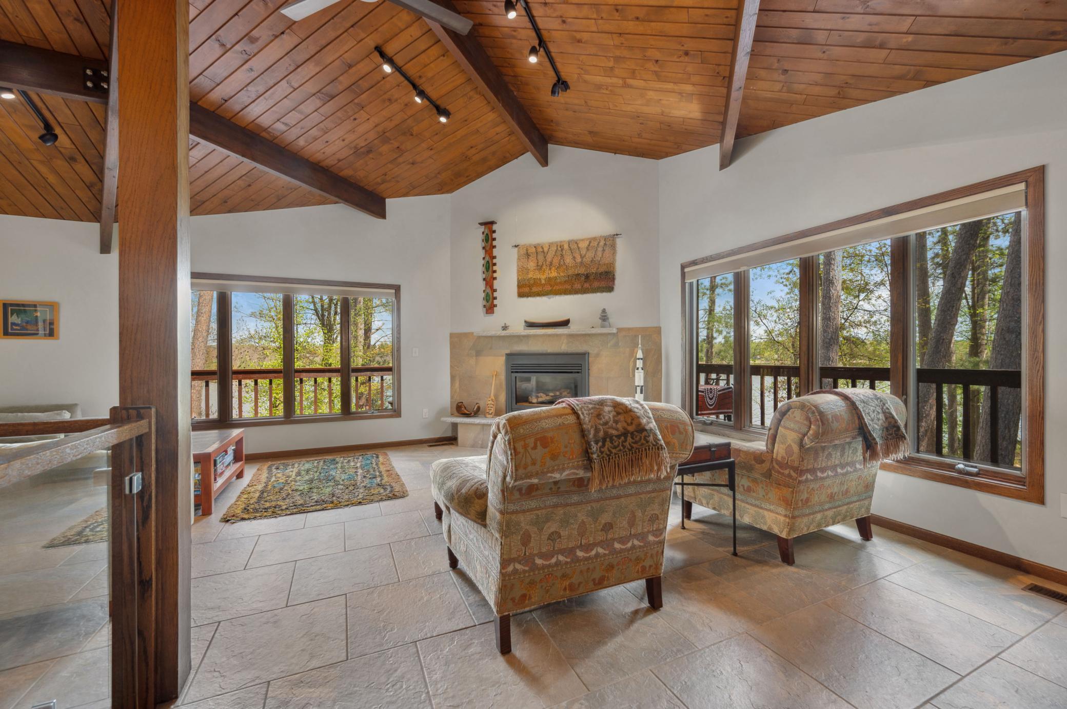 2008 Knollwood Drive