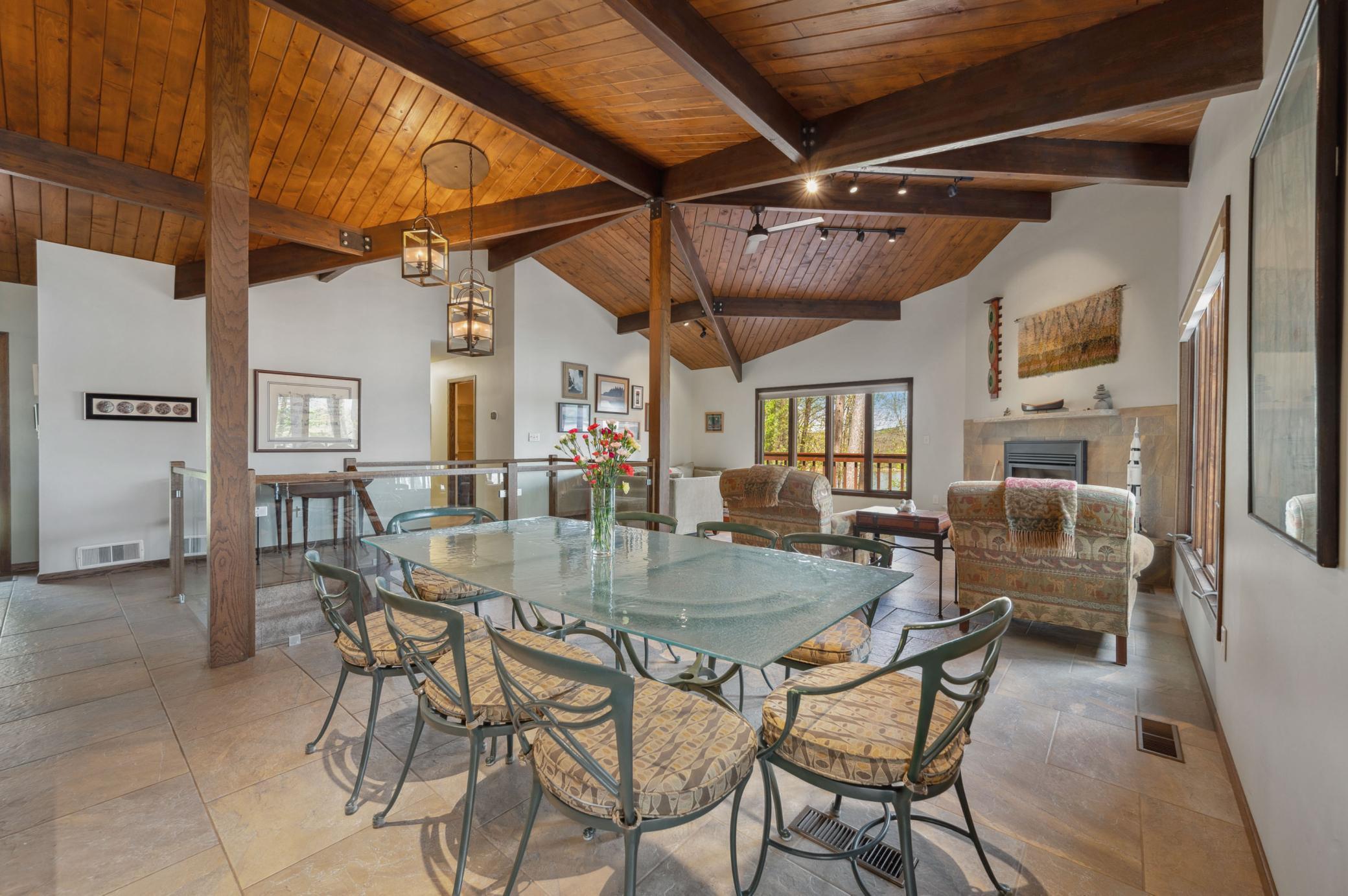 2008 Knollwood Drive