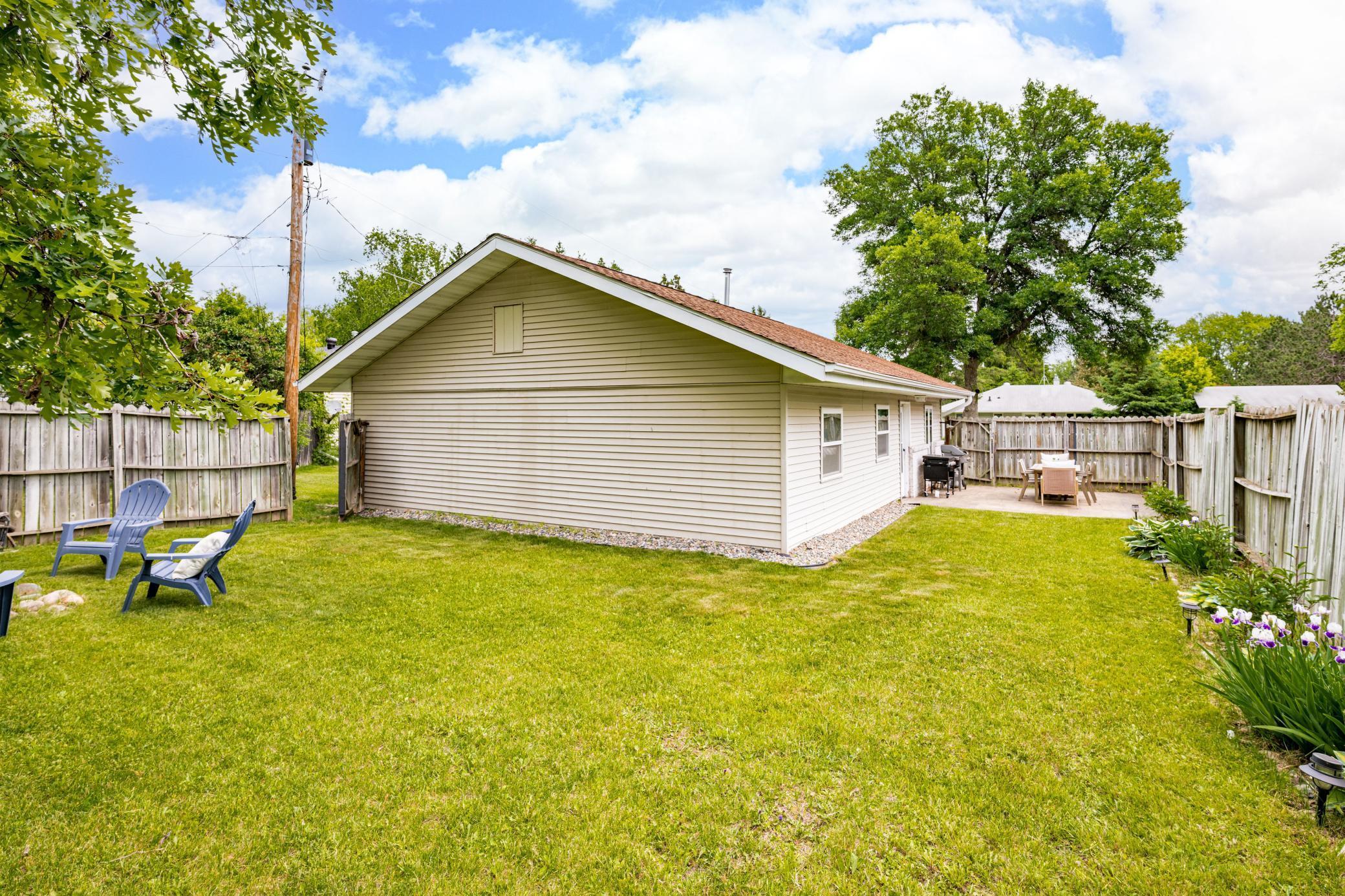611 NE 11th AVE